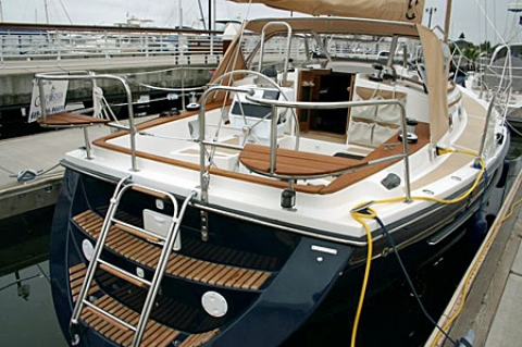 Com-Pac 35