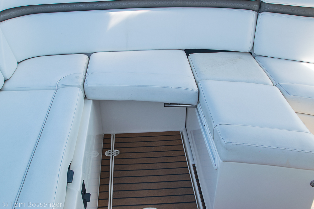 2012 Rinker 310 Express Cruiser