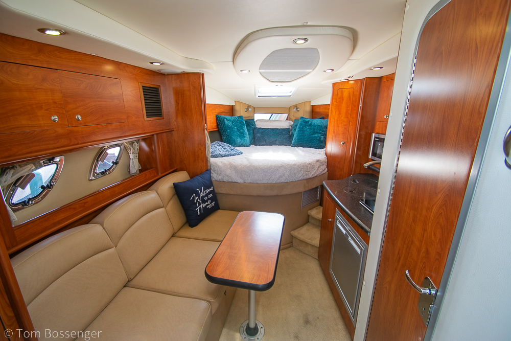2012 Rinker 310 Express Cruiser