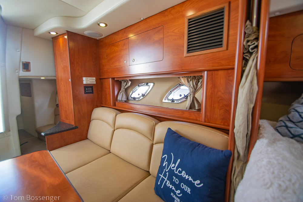 2012 Rinker 310 Express Cruiser