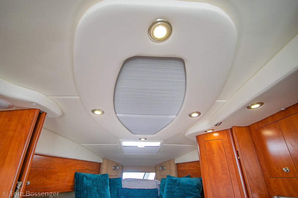 2012 Rinker 310 Express Cruiser