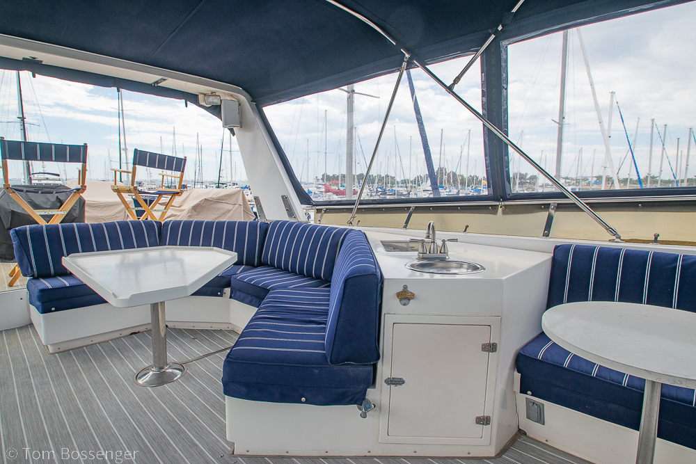 1990 Kha Shing Flush Deck 60 Motor Yacht
