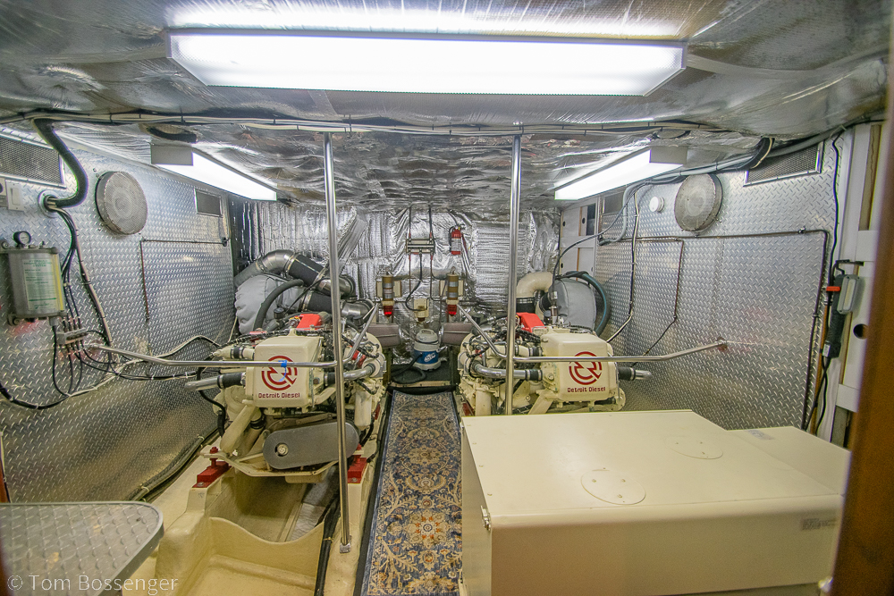 1990 Kha Shing Flush Deck 60 Motor Yacht
