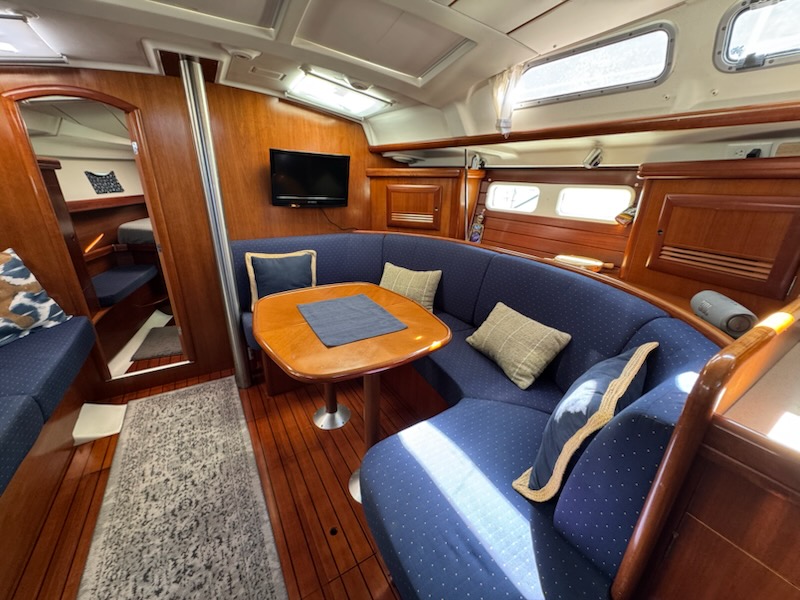 2005 Beneteau Oceanis 423