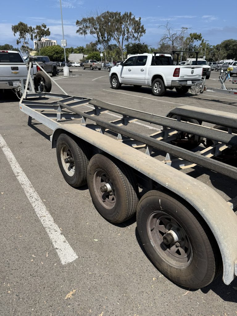 2006 Custom Pacific Boat Trailers Triple-Axle Boat Trailer
