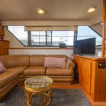 1994 Carver 370 Aft Cabin
