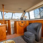 1994 Carver 370 Aft Cabin