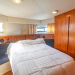 1994 Carver 370 Aft Cabin