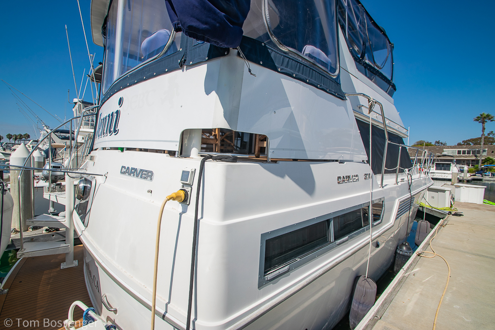 1994 Carver 370 Aft Cabin