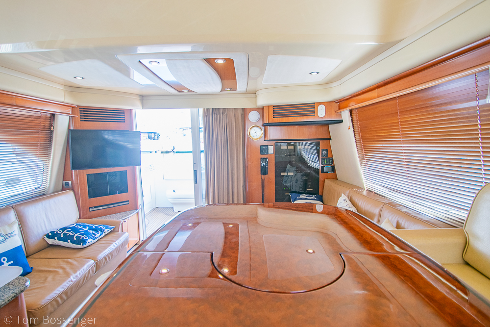 2005 Sea Ray 420 Sedan Bridge