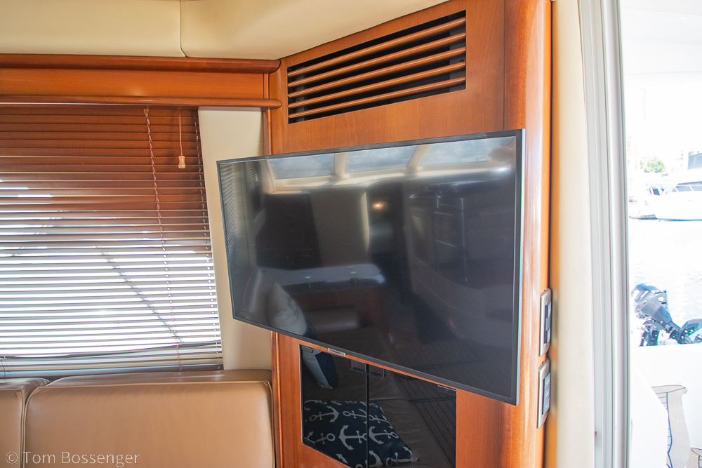 2005 Sea Ray 420 Sedan Bridge