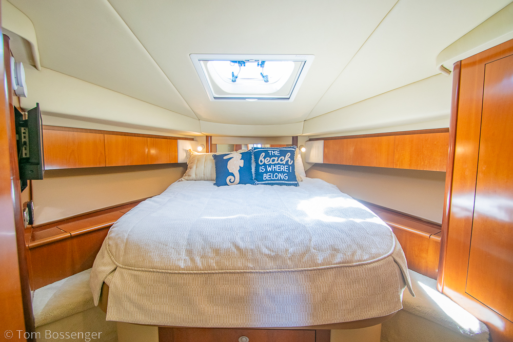 2005 Sea Ray 420 Sedan Bridge