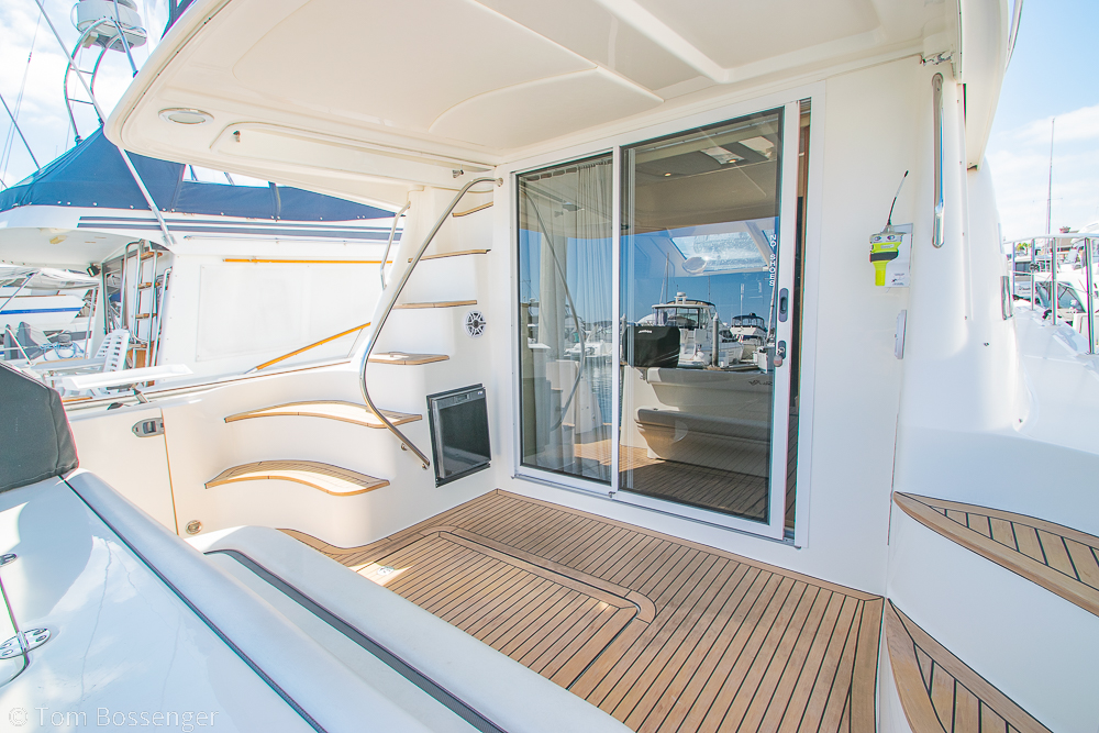 2005 Sea Ray 420 Sedan Bridge