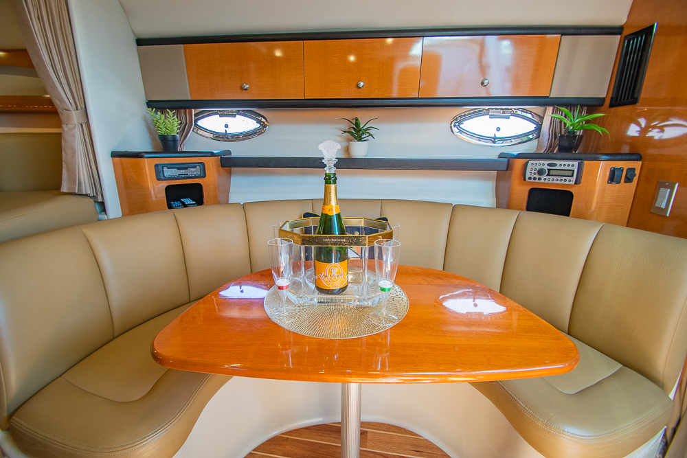 2007 Chaparral 310 Signature