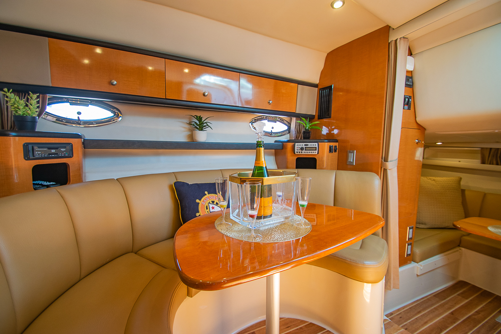 2007 Chaparral 310 Signature