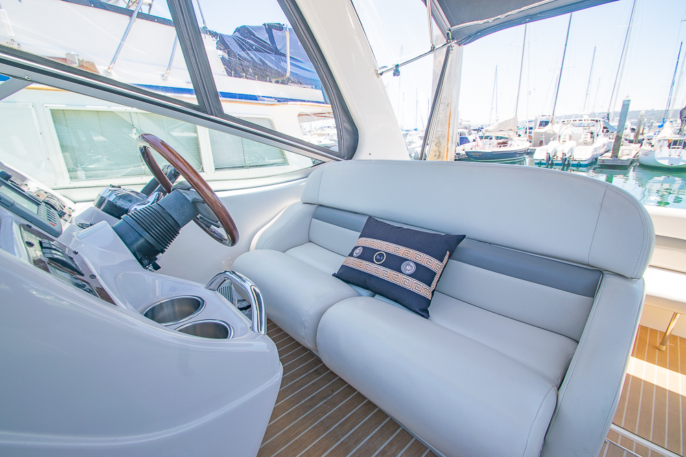 2007 Chaparral 310 Signature