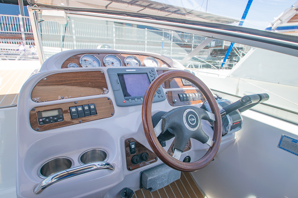 2007 Chaparral 310 Signature