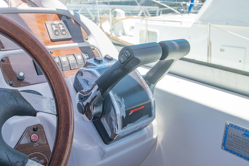 2007 Chaparral 310 Signature