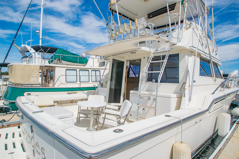 1993 Tiara Yachts 4300 Convertible