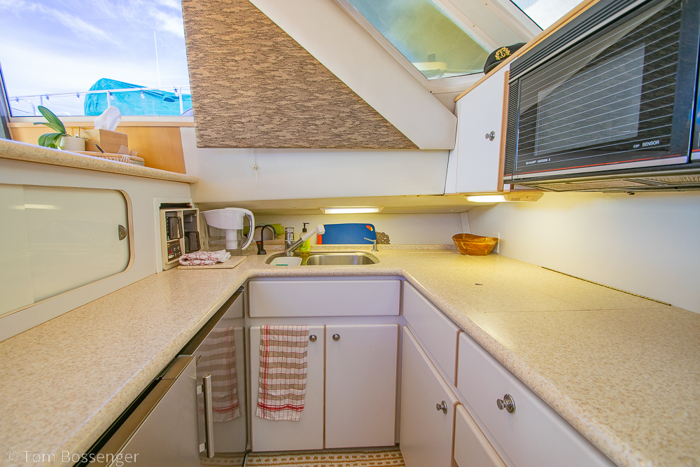 1993 Tiara Yachts 4300 Convertible