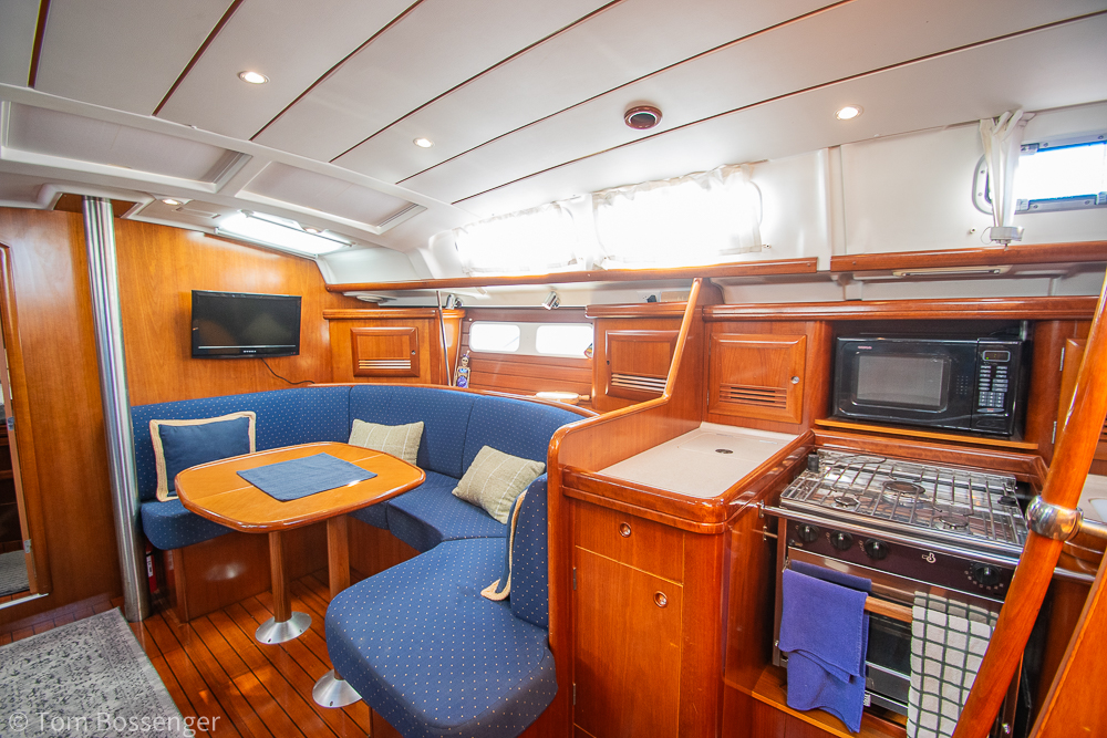 2005 Beneteau Oceanis 423