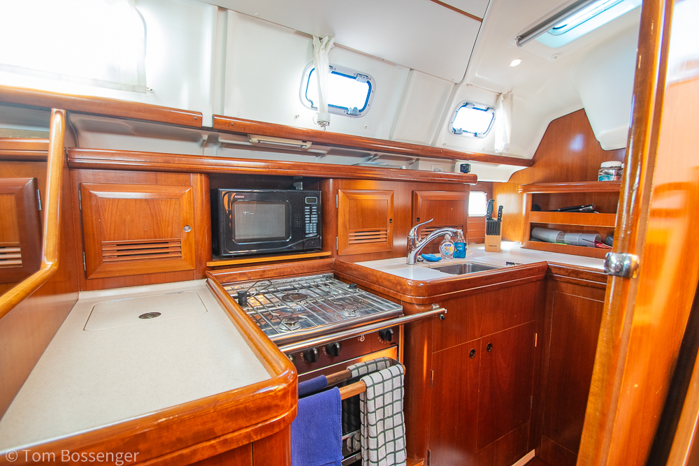 2005 Beneteau Oceanis 423