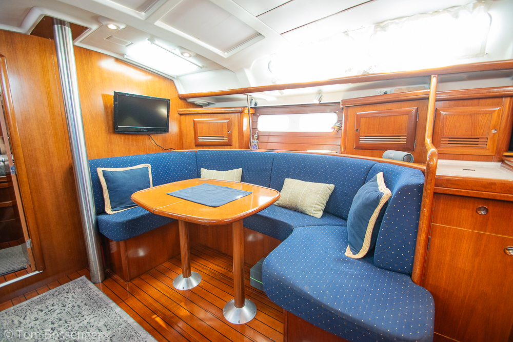 2005 Beneteau Oceanis 423