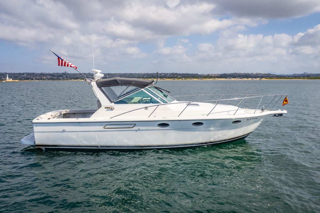 1995 Tiara Yachts 3100 Open