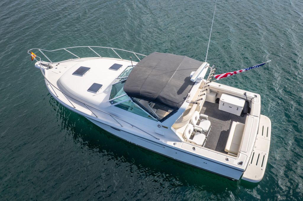 1995 Tiara Yachts 3100 Open