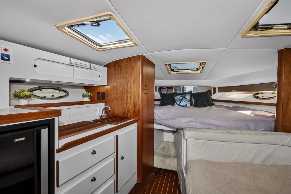 1995 Tiara Yachts 3100 Open