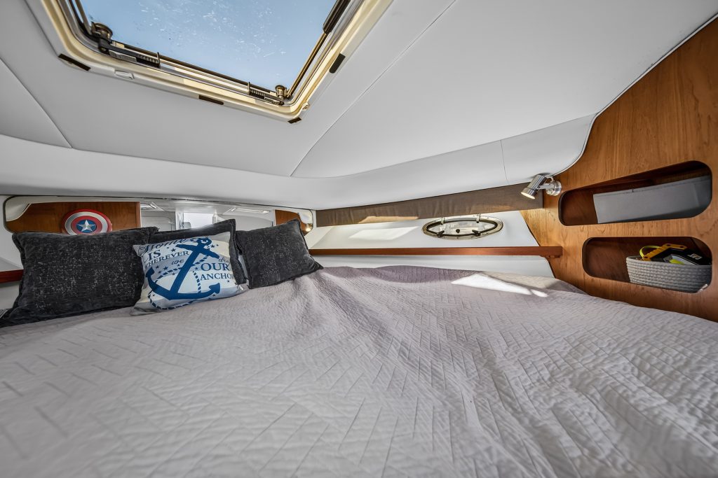 1995 Tiara Yachts 3100 Open