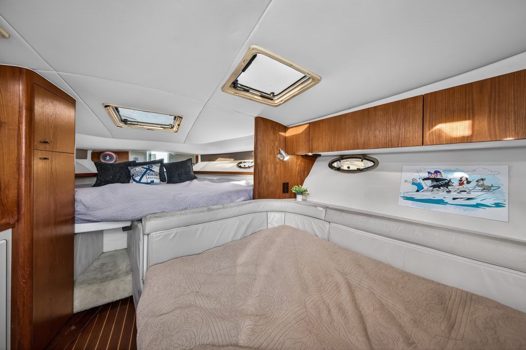 1995 Tiara Yachts 3100 Open