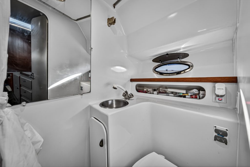 1995 Tiara Yachts 3100 Open