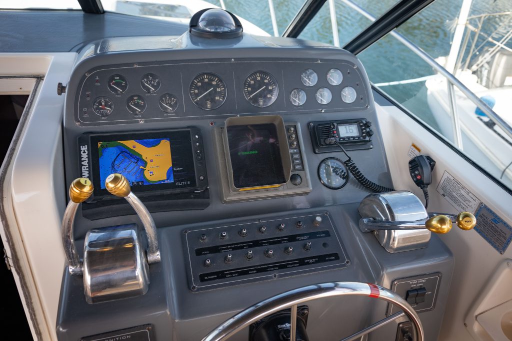 1995 Tiara Yachts 3100 Open
