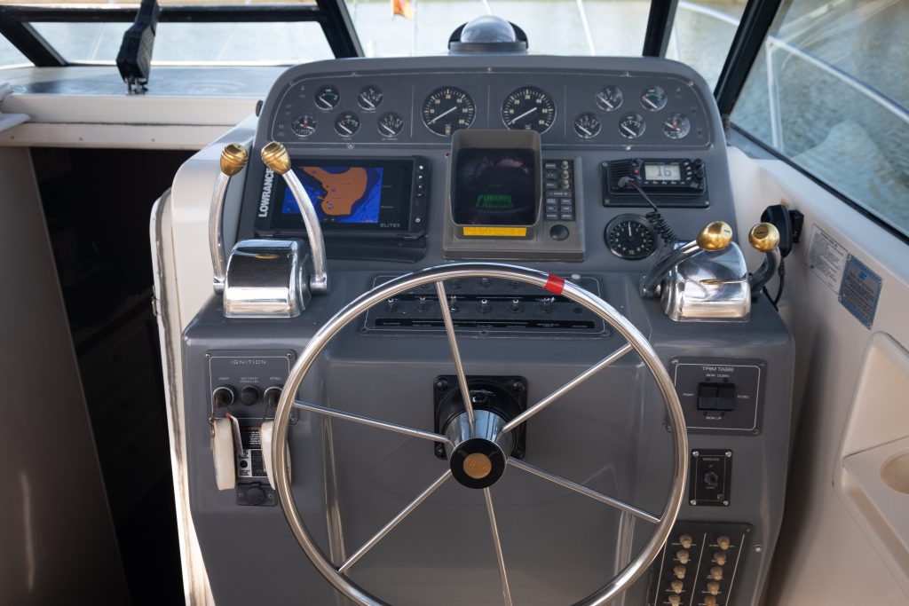 1995 Tiara Yachts 3100 Open