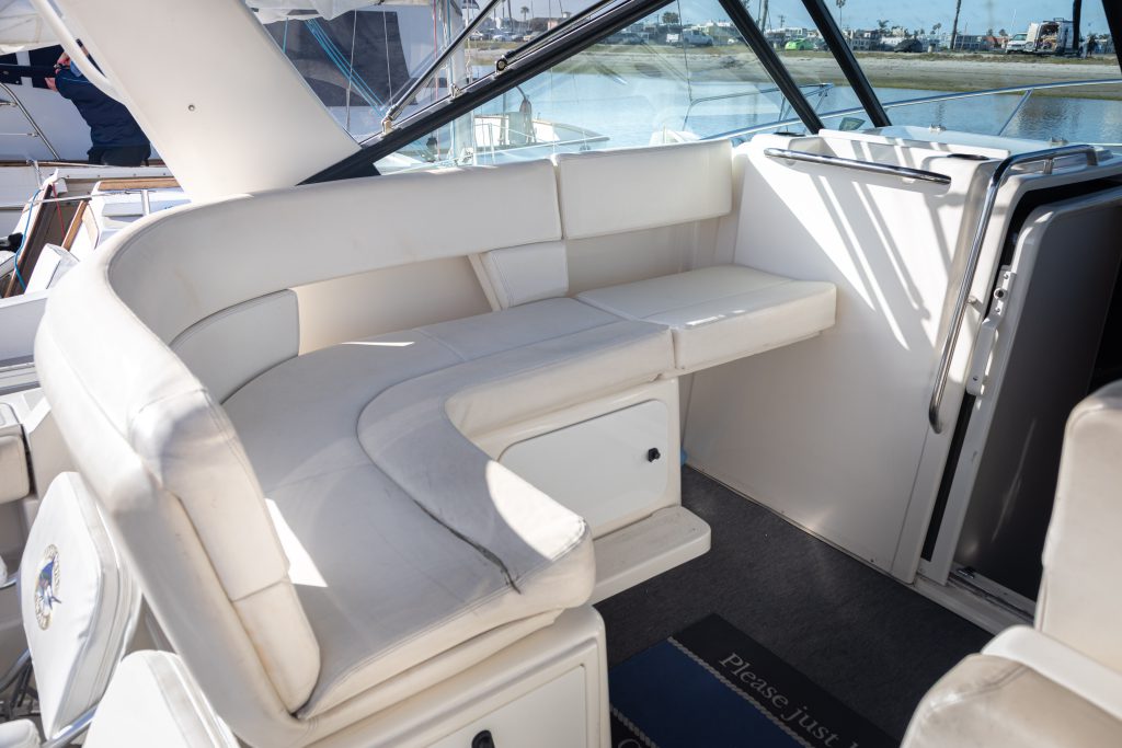 1995 Tiara Yachts 3100 Open