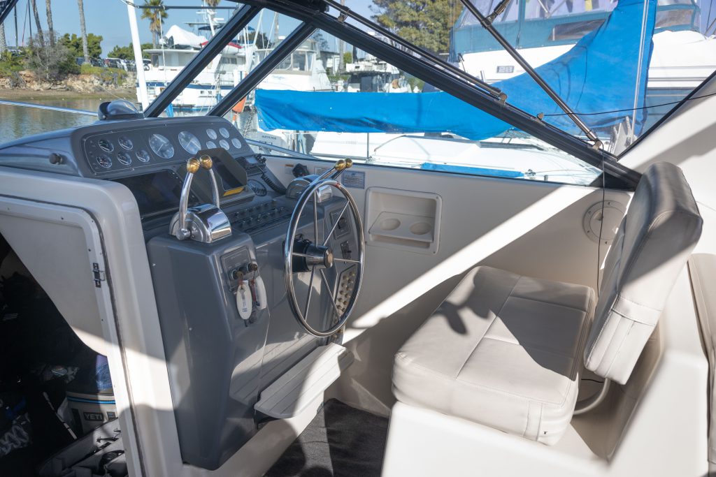 1995 Tiara Yachts 3100 Open