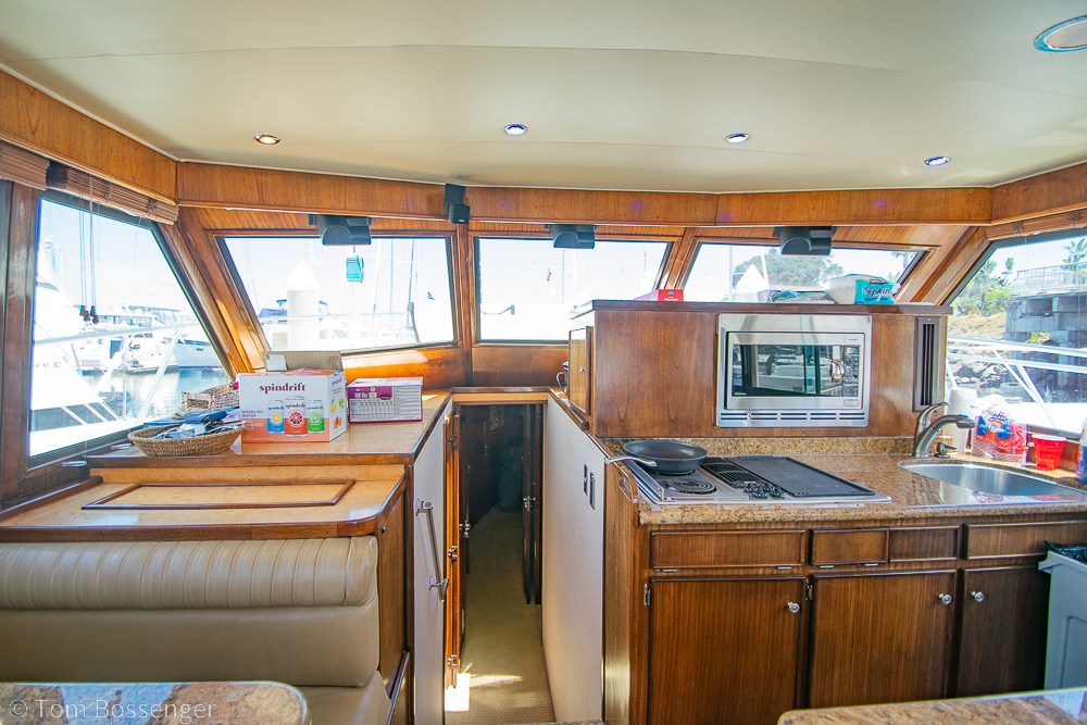 1987 Hatteras 52 Convertible