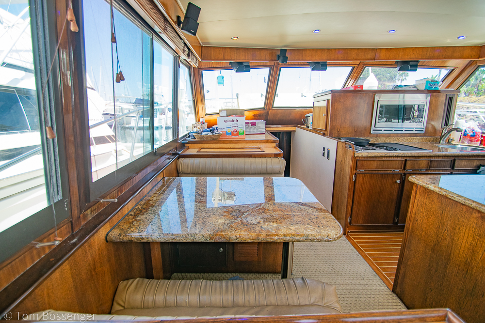 1987 Hatteras 52 Convertible