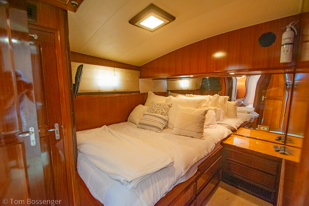 1987 Hatteras 52 Convertible