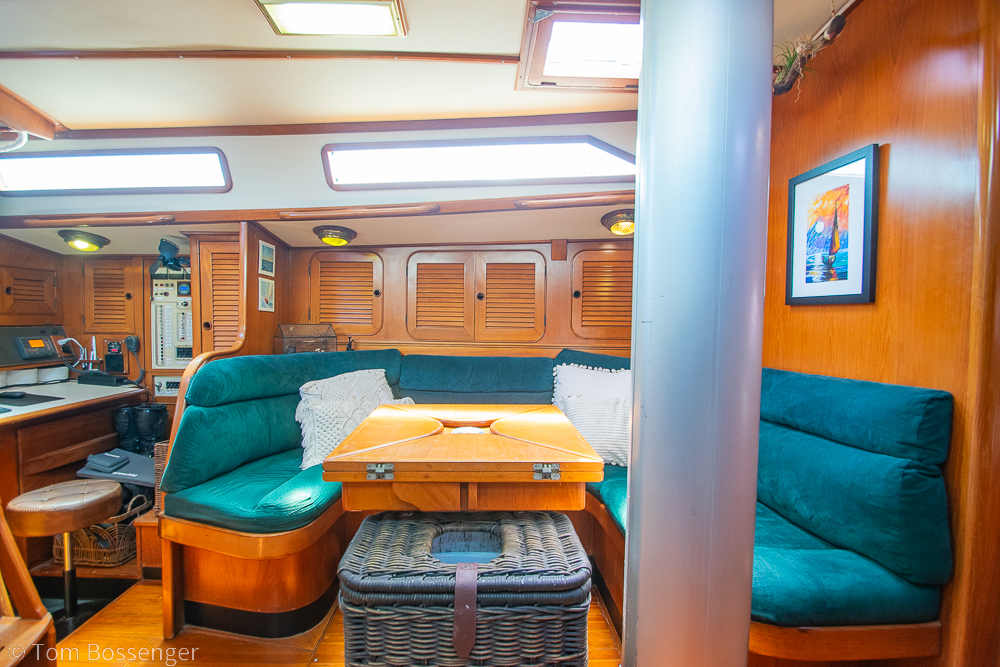 1988 Hylas 44 Center Cockpit