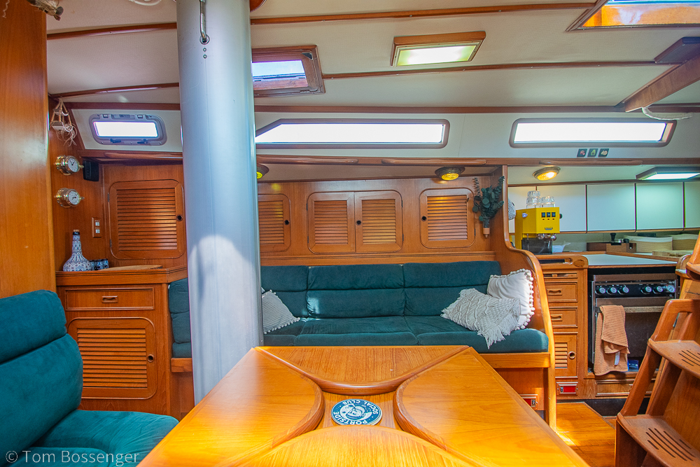 1988 Hylas 44 Center Cockpit