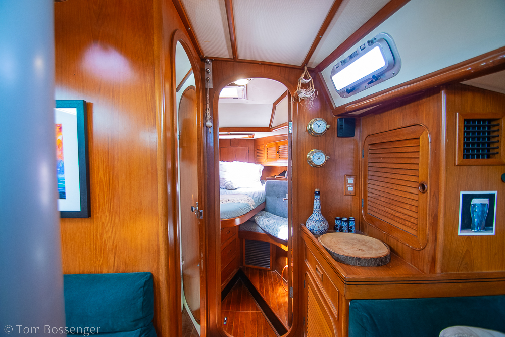 1988 Hylas 44 Center Cockpit