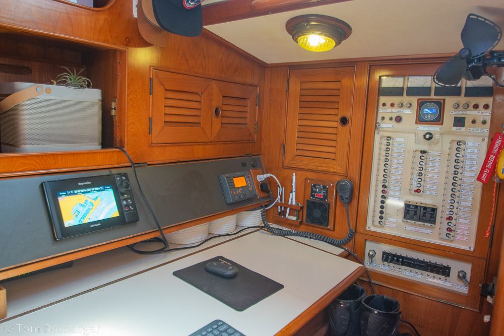 1988 Hylas 44 Center Cockpit