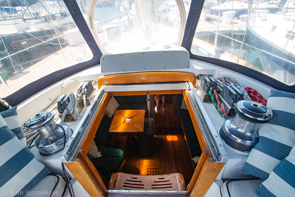 1988 Hylas 44 Center Cockpit