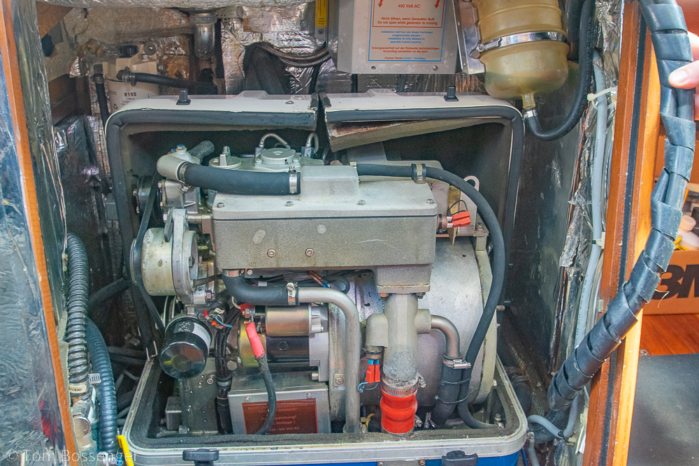 1988 Hylas 44 Center Cockpit