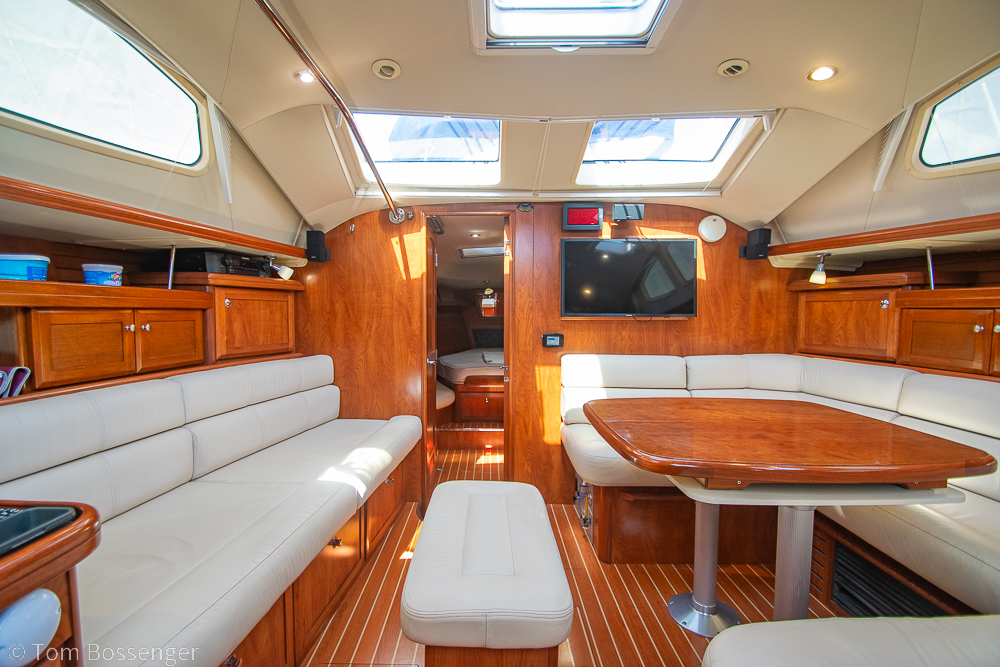 2009 Hunter 50 Center Cockpit