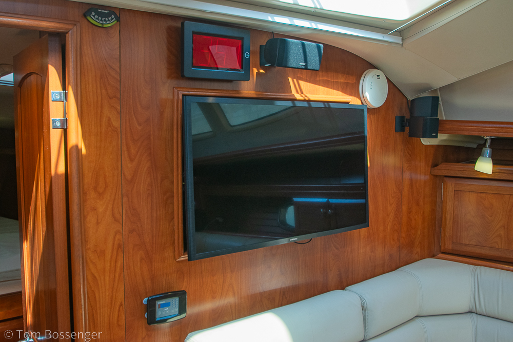2009 Hunter 50 Center Cockpit
