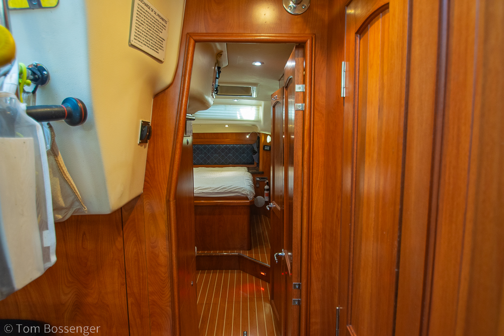 2009 Hunter 50 Center Cockpit