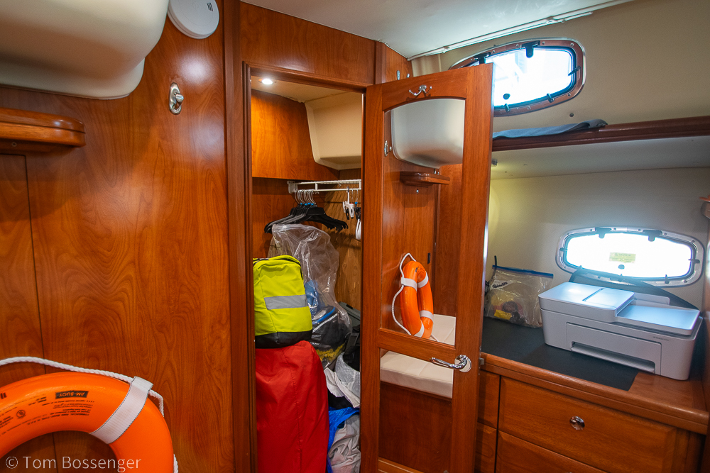 2009 Hunter 50 Center Cockpit